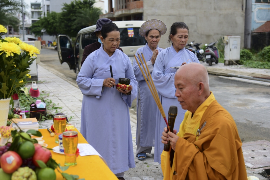 Phóng sanh và động thổ Hóc Môn