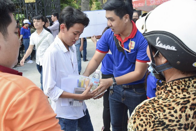 Tiếp Sức Mùa Thi