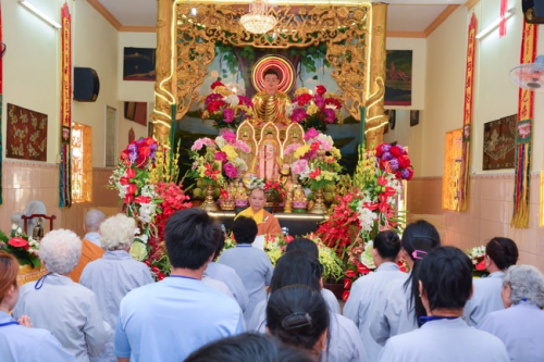 Giảng pháp tại chùa Liên Hoa - Tp. Hồ Chí Minh