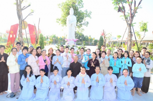 Welcoming The lunar New Year of Rooster at Hoang Phap Pagoda branch in Cambodia