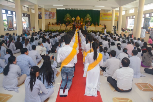 Ullumbana Ceremony at Quoc Thoi Pagoda, Ben Tre Province.