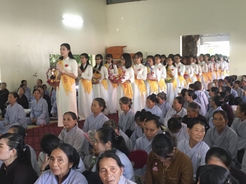The Ullambana ceremony of pious gratitude at Ca Mon Pagoda in Nghe An Province.