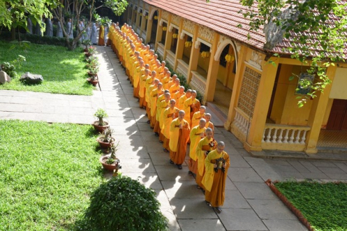 Ceremony of Summer Retreat 2560 Buddhist Calenda.