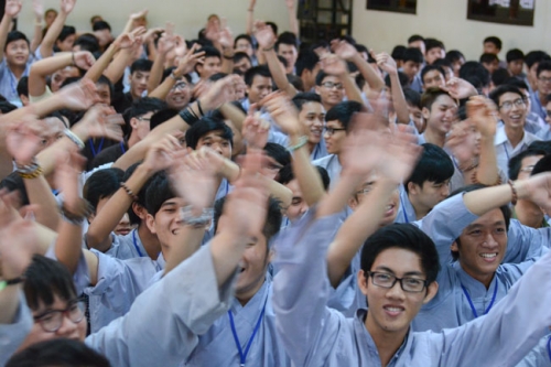 The Semi-Final S-Buddhists Game Showâ€“ Sumer Retreat in 2014