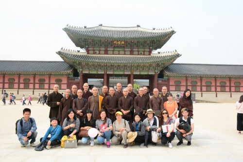 Cultural Discovery and Visiting Pagodas in Seoul – South Korea