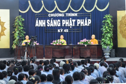 Chương trình Ánh sáng Phật pháp kỳ 45