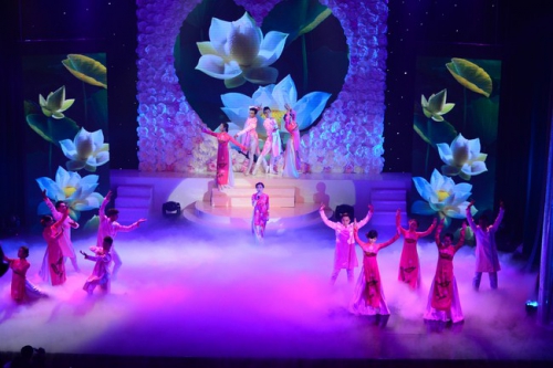 The 8th Dieu Am Hoang Phap Music Show