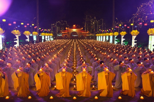 The impressive Amitabha Buddha’s birthday in 2014