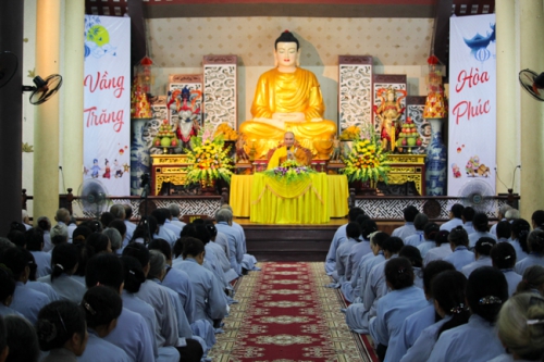 The Joyful One-Day Retreat at Hoa Phuc Pagoda