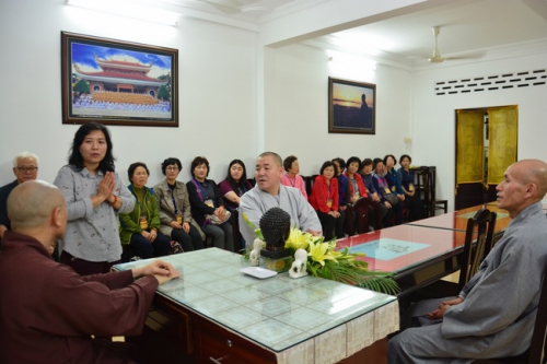 Yaksasa delegation from South Korean visited Hoang Phap Pagoda