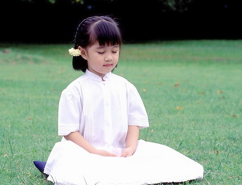 5 Reasons we need to introduce Meditation into schools