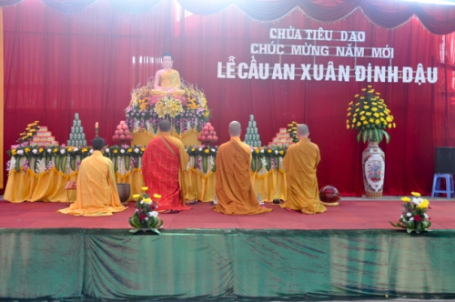 Tieu Dao Pagoda- Quang Ninh Hold Praying For Peace Ceremony In Year 2017 Of The Rooster