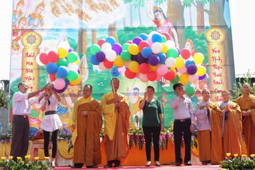 Lễ Phật đản tại chùa Đống Cao - Thanh Hóa