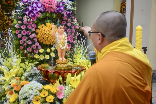 Vesak day at Tay Khanh pagoda, Thai Binh province