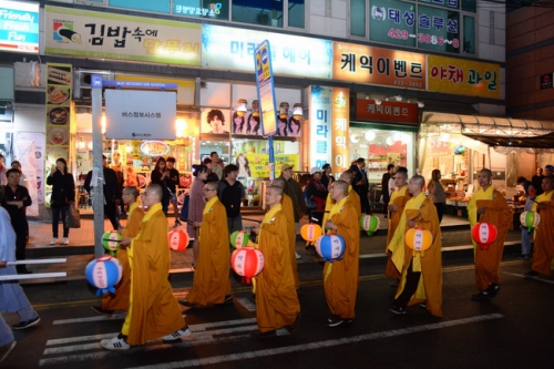 Lantern-mas at Yaksasa Pagoda - South Korea