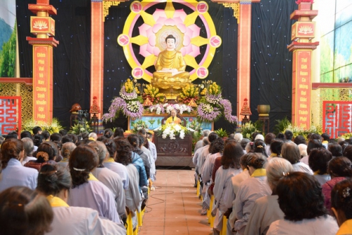 Dhamma Talk at Bang Pagoda - Hanoi