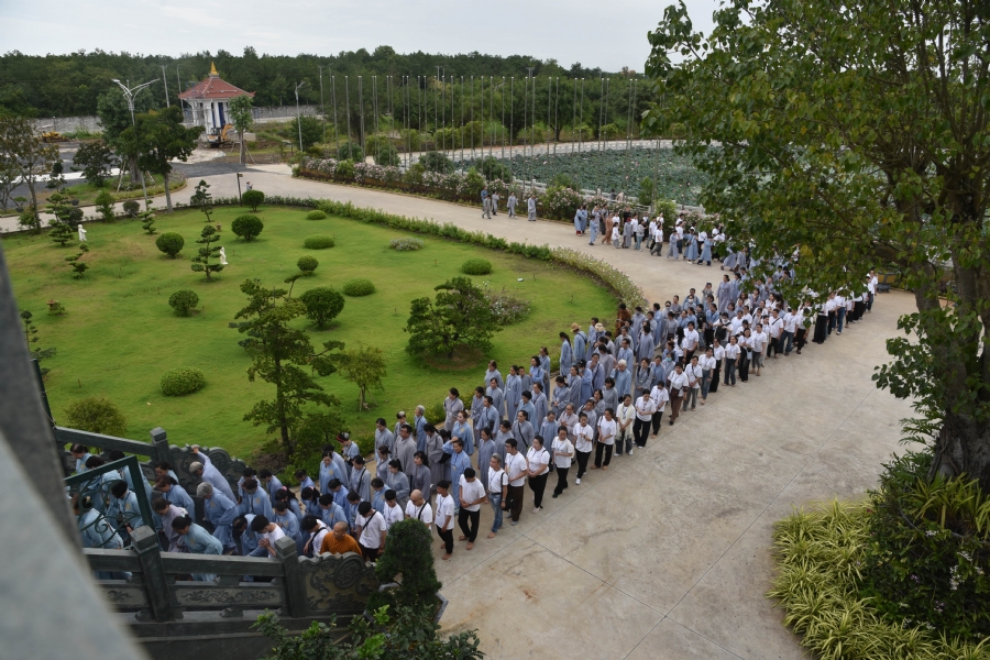 Offering rain-retreat Schools of the Charity Board, Buddha Calendar 2659 - Solar Calendar 2025