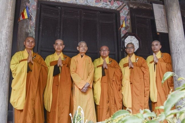 Chiêm bái các chốn Tổ tại miền Bắc