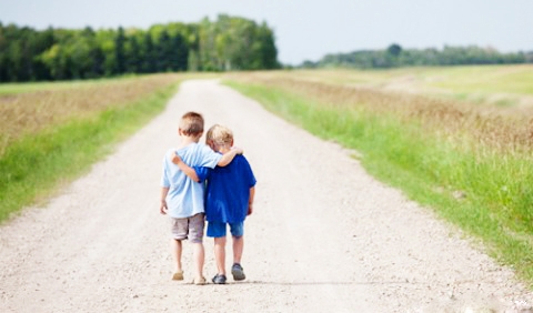 Chọn bạn mà chơi