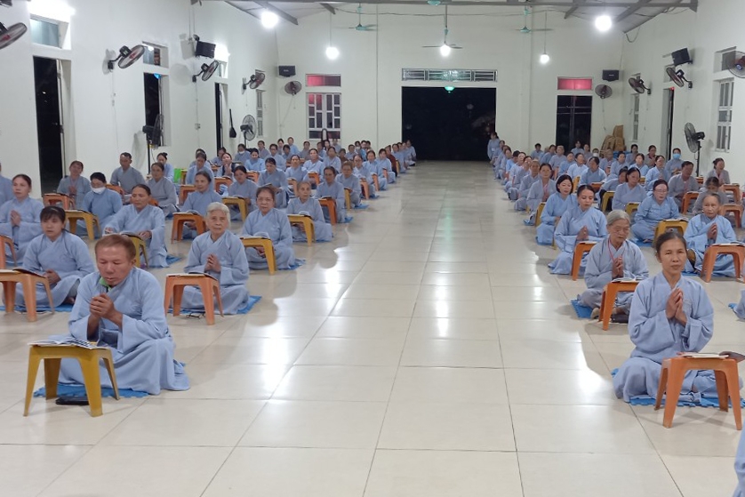 Chùa Đống Cao: Lễ kỷ niệm đức Phật Dược Sư và lễ sám hối định kỳ