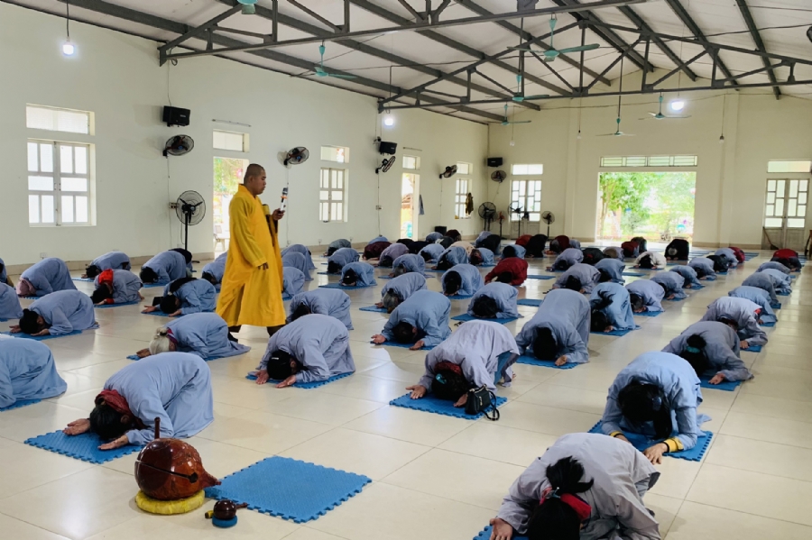 Three-Jewel Refuge Ceremony at Dong Cao Pagoda – Thanh Hoa