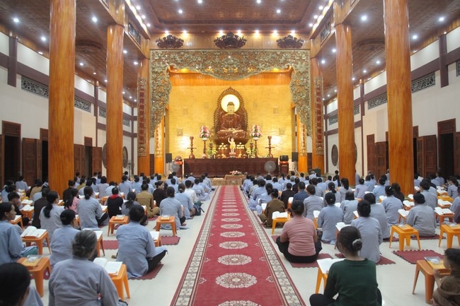 Repentance ceremony on May 14th, Year of the Cat at Giai Lam Temple – Ha Tinh