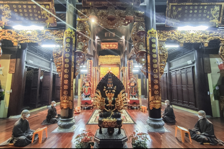Commemorating the day Shakyamuni Buddha entered into Nirvana at Hoa Phuc Pagoda in Hanoi