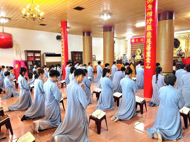 Chùa Linh Ẩn – Đài Loan: Khóa tu một ngày - Pháp Hội Đại Bi