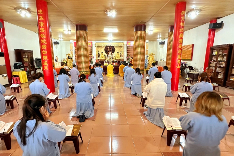 Year-end repentant Assembly at Linh An Temple in Taiwan