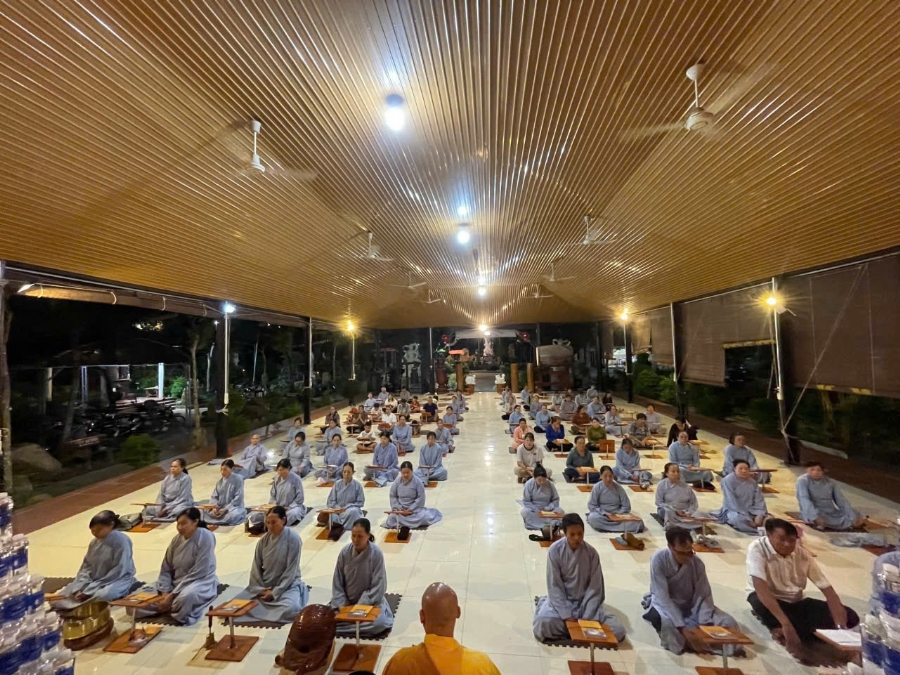 Chùa Suối Pháp – Tây Ninh: Khóa lễ sám hối
