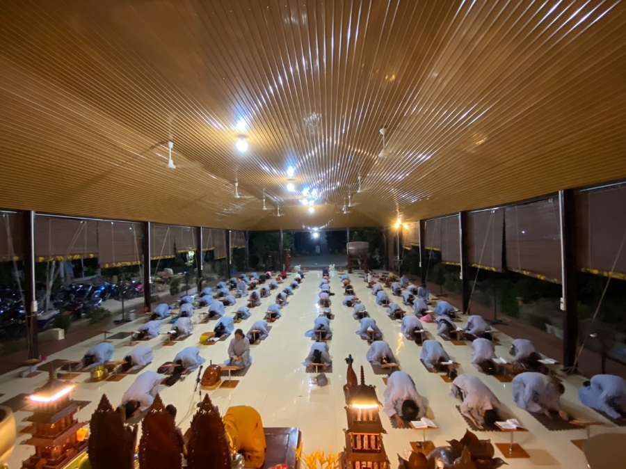 Repentant ceremony at Suoi Phap Pagoda