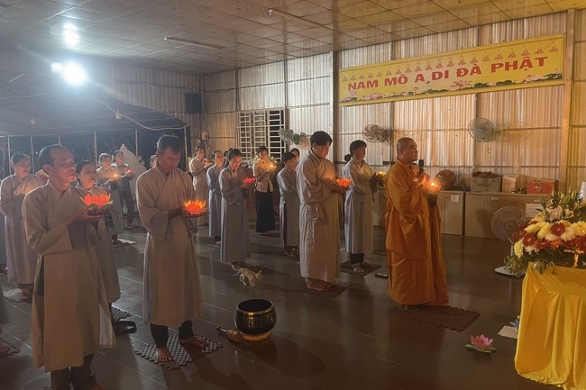 Commemorating the Birthday of Bodhisattva Avalokitesvara at Truong Phap pagoda, Hau Giang