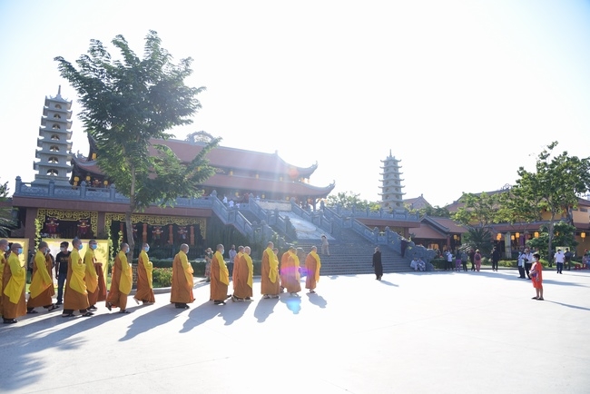Congratulations on the Inauguration of Vinh Nghiem Monastery -HCMC