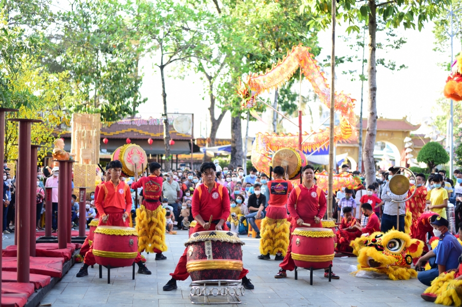 Chùm ảnh mồng hai Tết Nhâm Dần