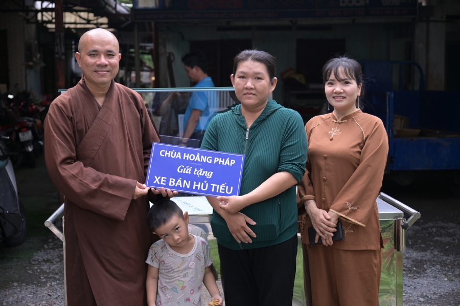 Chương trình từ thiện 