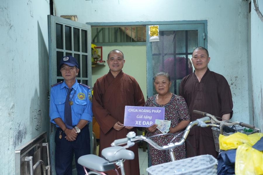 Chương trình từ thiện “Phương tiện nghĩa tình”.