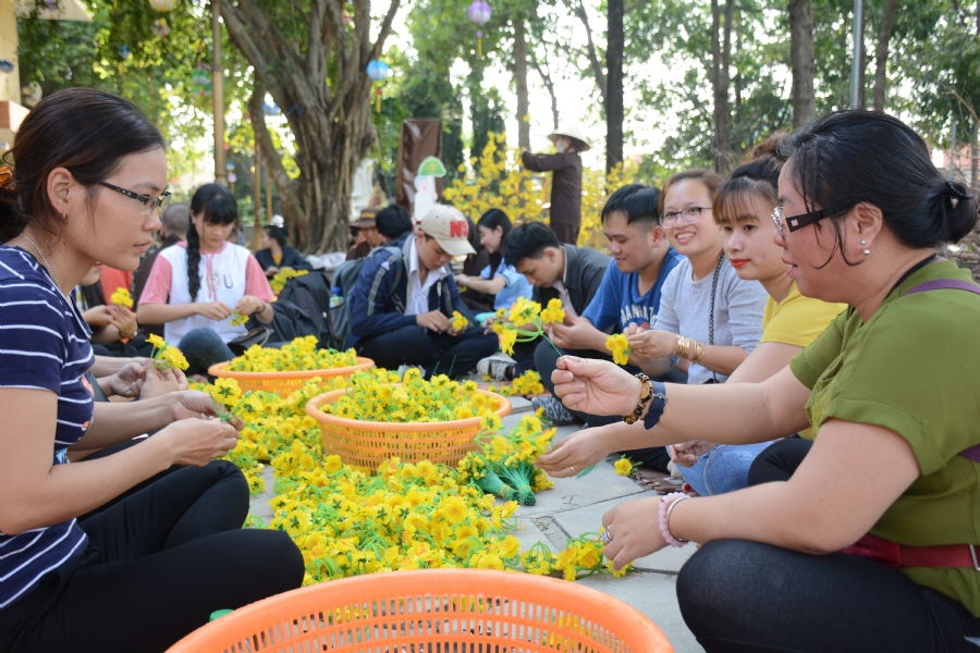  Series photos of activities preparing for the New Year 2019