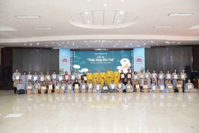 Cuộc thi Thắp Sáng Đèn Tuệ - lần VII