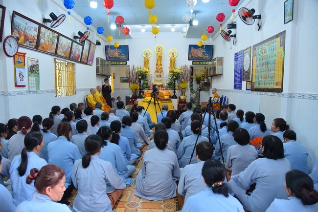 The 10th One-Day Retreat at Minh Chat ashram in Can Tho