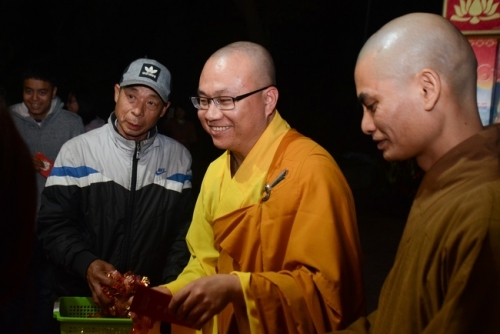 Welcoming the Dog Year on New Year’s Eve at Tay Khanh Pagoda – Thai Binh Province