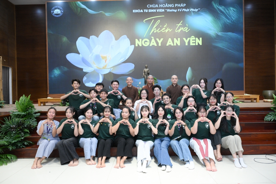 The meditation–tea night 