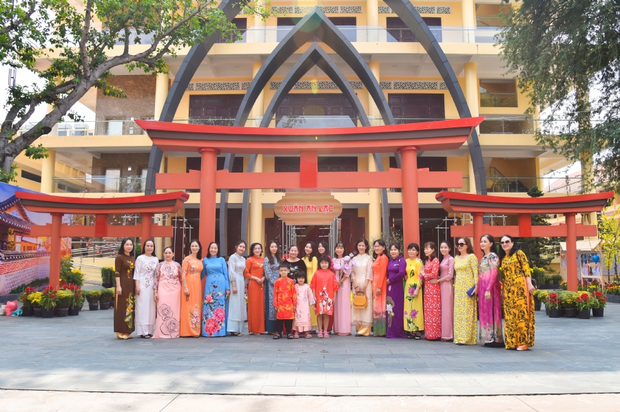 Du Xuân Hoằng Pháp 2022