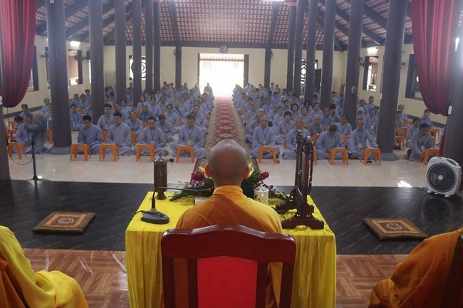 Ha Noi: 150 Buddhists attending the Eight Precept Retreat at Hoa Phuc Pagoda.