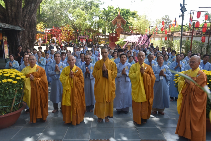 Hành Hương Thập Tự Đầu Năm Bính Ngọ 2026.
