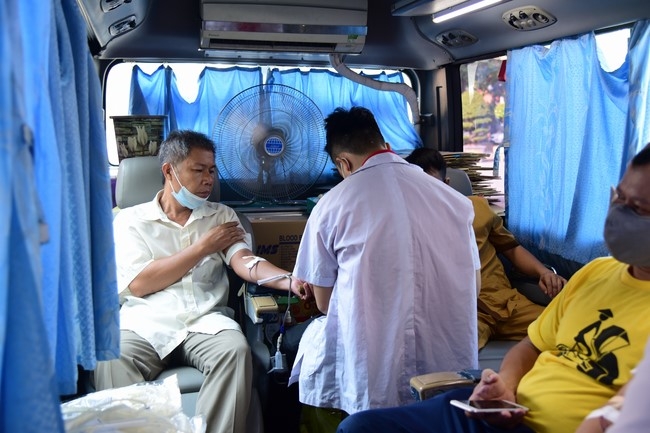 Humanitarian Blood Donation