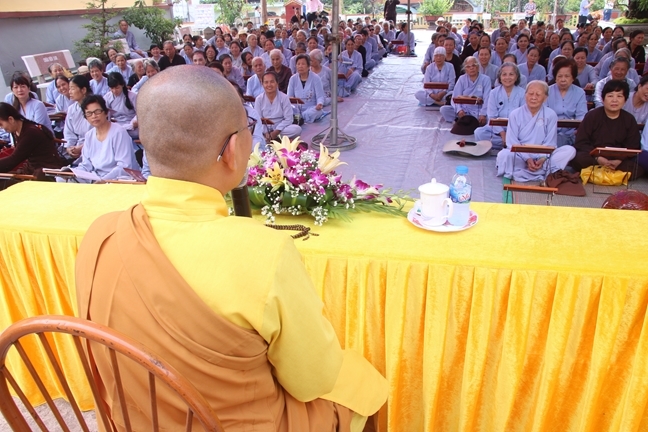 The One – Day peaceful happy Cultivation at Tieu Dao Pagoda in Quang Ninh Province