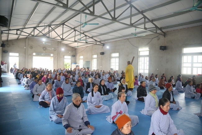 Tu niệm Phật một ngày tại chùa Đống Cao – Thanh Hóa