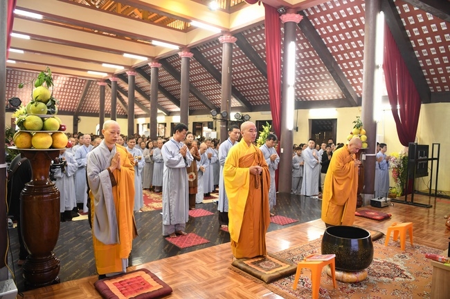 The Patriarch s' Death Anniversary and One-day Retreat at Hoa Phuc Pagoda