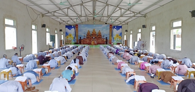 One-day retreat course at Dong Cao – Thanh Hoa province