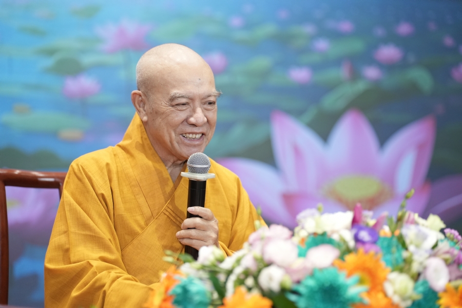 Khoá tu Niệm Phật Một Ngày